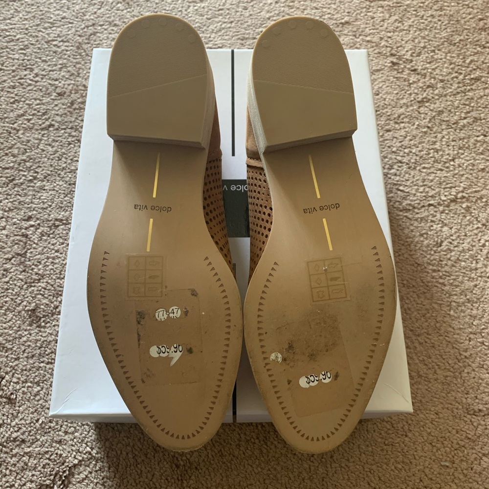 Dolce Vita Tan Booties - Picture 6 of 7